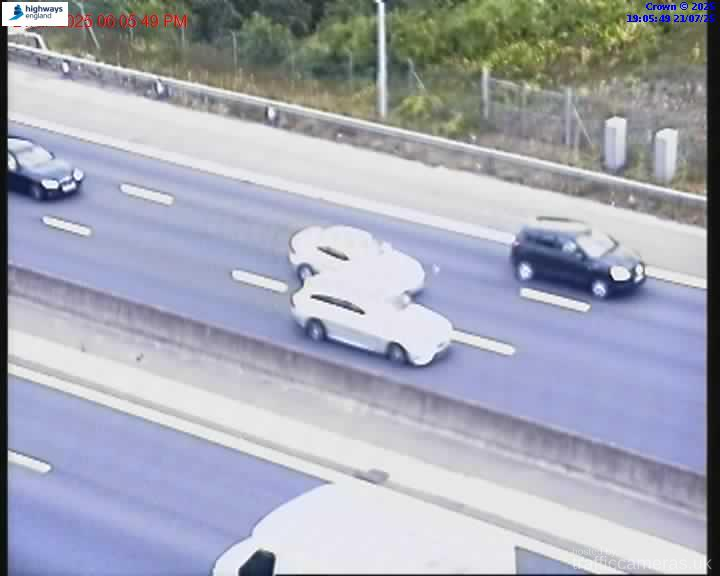 M25 122/6A J21