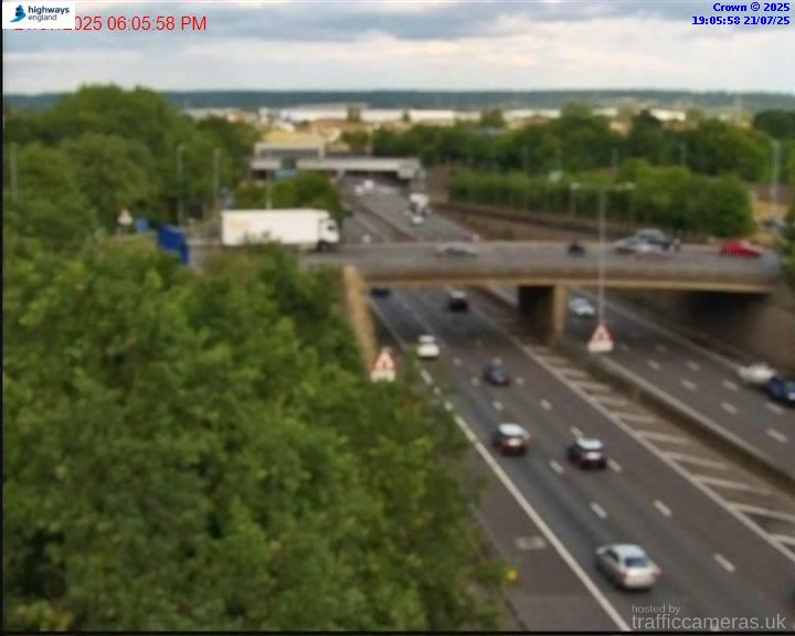M25 147/1A J25