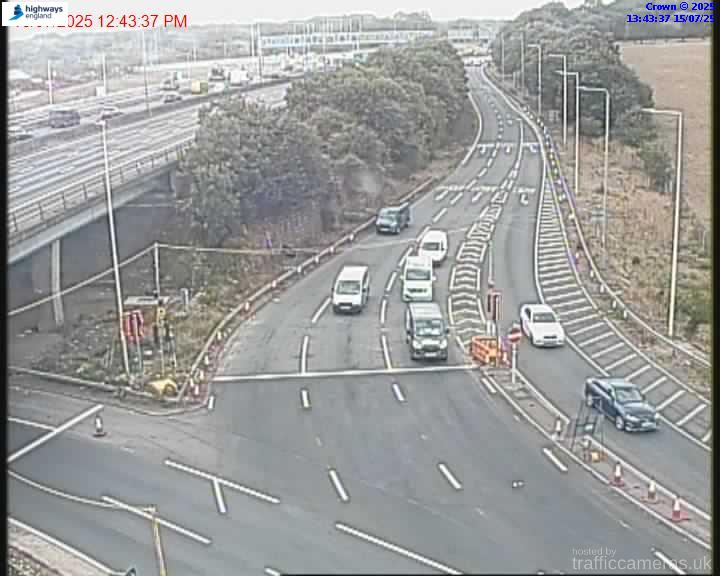 M25 172/3J J28