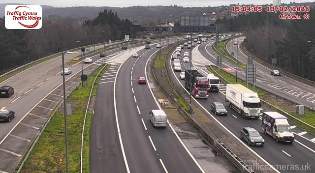 M4 - J25A Grove Park / A4042 (E)