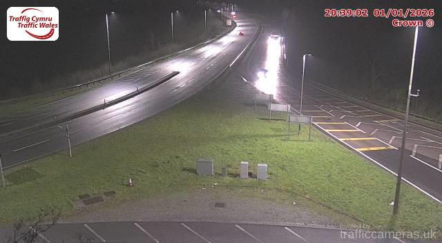 M4 - J33 Capel Llanilltern (W)