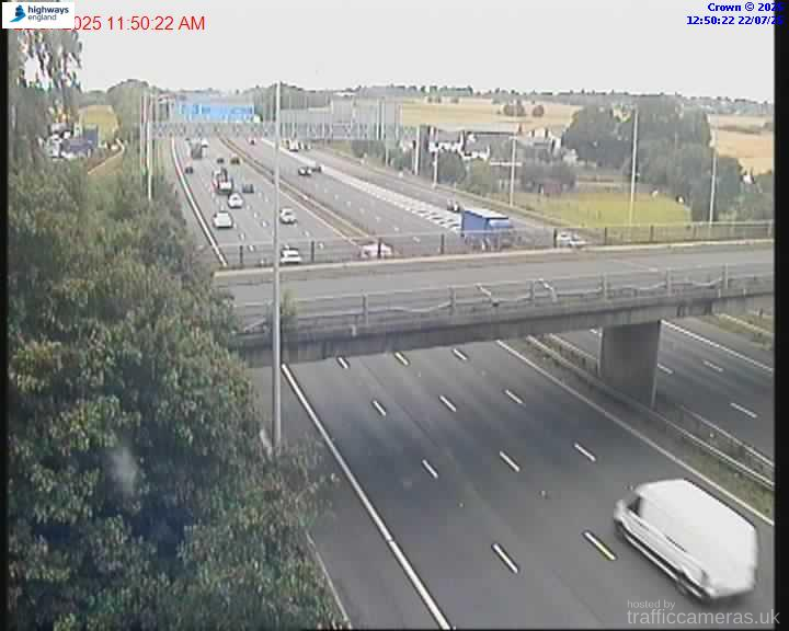M62 28/6B J10 WB CROFT