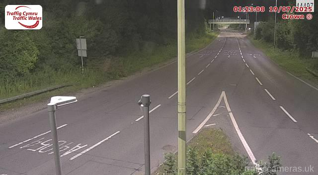 M4 - J32 Coryton E/B Onslip