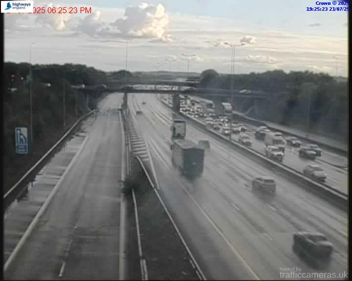 M25 11/0J T5 Spur